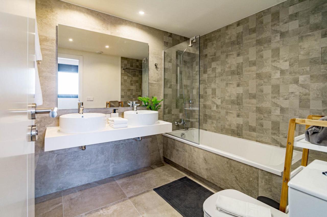 Inf25E- Tastefully Furnished Flat, Estepona Center エクステリア 写真