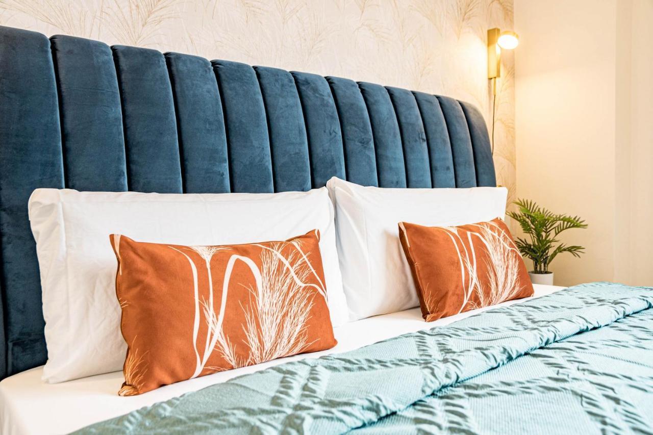 Inf25E- Tastefully Furnished Flat, Estepona Center エクステリア 写真