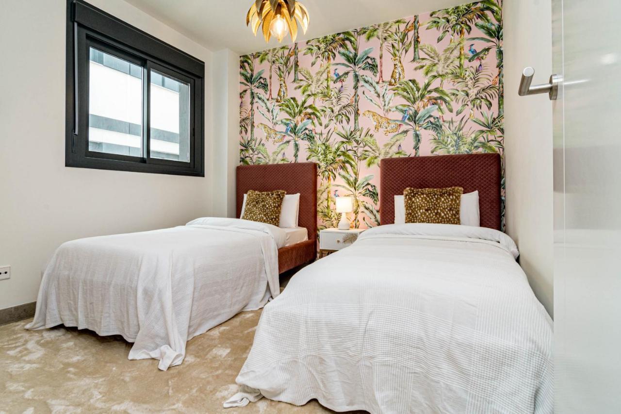 Inf25E- Tastefully Furnished Flat, Estepona Center エクステリア 写真
